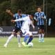 Cruzeiro e Athletico-PR realizam o confronto de opostos pela 18ª rodada da fase de classificação do Campeonato Brasileiro Sub-20. Com 14 pontos, a Raposa entra em campo para cumprir tabela, já que ocupa a 19ª posição, acima apenas do Santos, lanterna. Já a Piazada do Furacão figura na vice-liderança, com 34 pontos, atrás do Atlético-MG. O jogo será no domingo (13), às 15h30, no estádio Alterosas, em Belo Horizonte. Veja ao vivo pelo OTD