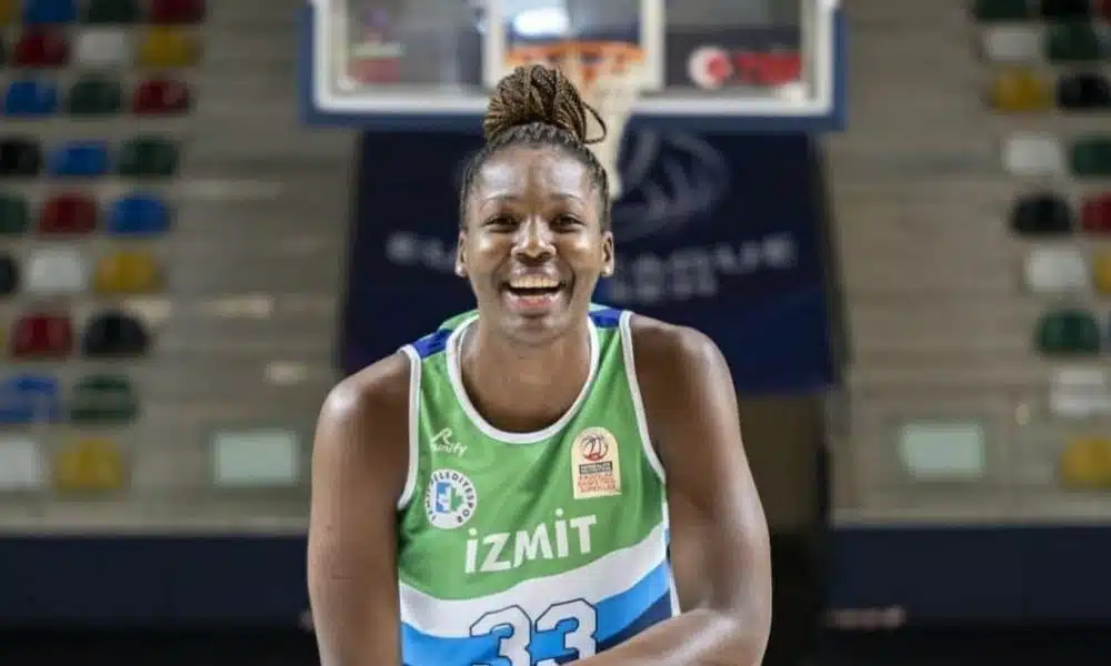 clarissa dos santos Izmit Belediyespor Turquia