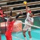 Os brasileiros continuam em ação nas ligas nacionais europeias de vôlei. Com os três jogos desta segunda-feira (14), somados com os de sábado (12) e domingo (13), 88 atletas do país participaram de 33 partidas por nove campeonatos diferentes: Turquia, Itália, Polônia, Romênia, Áustria, França, Espanha, Alemanha e Portugal. Entre os que estiveram em quadra, destaque para Gabi, Leal, Lucarelli e Flávio Gualberto