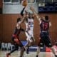 O São Paulo fez mais um grande jogo na temporada 2020/21 do NBB (Novo Basquete Brasil) e não tomou conhecimento do KTO/Caxias do Sul neste domingo (13). Em jogo que encerrou a rodada no ginásio Henrique Villaboim, o Tricolor atropelou o adversário ao triunfar por 109 a 89. Essa foi a quinta fez que os comandados do técnico Claudio Mortari alcançam a pontuação centenária, se consolidado como melhor ataque da competição