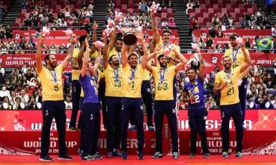 O vôlei brasileiro continua entre os melhores do mundo tanto entre homens quanto entre as mulheres. A FIVB (Federação Internacional de Voleibol) divulgou o ranking de 2020 e o Brasil está no pódio nos dois naipes. A seleção brasileira masculina segue no topo, com 427 pontos. Já a feminina é a terceira, com 328, abaixo apenas de China (391) e Estados Unidos (382)
