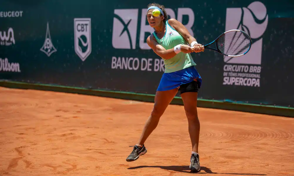 Campeões no domingo (29), os irmãos Meligeni continuam em boa fase. Após Felipe conquistar sua sétima vitória seguida ao avançar às quartas de final de simples no Challenger de Campinas, foi a vez de Carol alcançar essa marca nesta quinta-feira (3) ao triunfar no ITF de Cairo, e se garantir entre as oito melhores no individual. E hoje ele jogou pelo torneio de duplas e confirmou vaga entre os quatro que seguem na briga pelo título