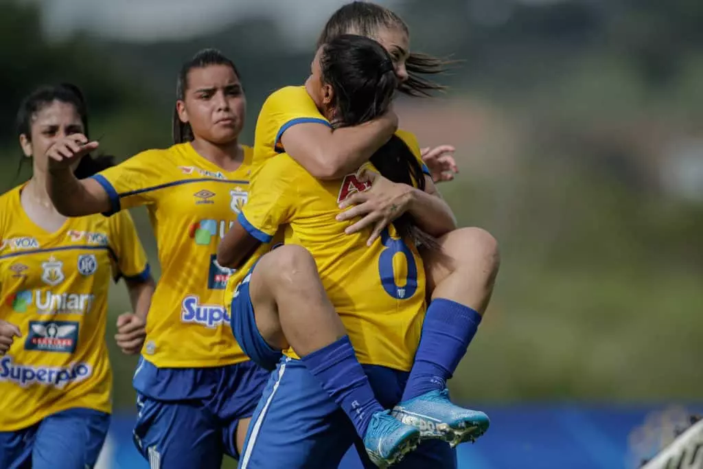 AVAÍ KINDERMANN 2 X 0 FOZ CATARATAS BRASILEIRO SUB-18 FUTEBOL FEMININO