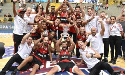 Os jogos da temporada 2020/21 do NBB (Novo Basquete Brasil) voltam no dia 4 de janeiro e com eles a disputa pelas últimas quatro vagas da Copa Super 8, que começa no dia 15 do primeiro mês deste ano. Com nove vitórias ou mais na principal competição nacional, Minas, Flamengo Zopone Gocil/Bauru Basket e São Paulo já estão garantidos no torneio. Sete equipes estão na briga pelas últimas quatro vagas.