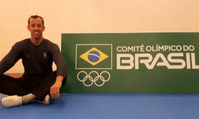 A nova Comissão de Atletas da CBTKD (Confederação Brasileira de Taekwondo) para os próximos quatro anos já tomou posse. A cerimônia que oficializou os 15 integrantes da gestão de 2021 à 2024 aconteceu em encontro online. Nesta reunião, os membros escolheram a diretoria, com Henrique Precioso, como presidente, Valéria Rodrigues, como primeira vice-presidente, e Guilherme Félix, como segundo vice-presidente.