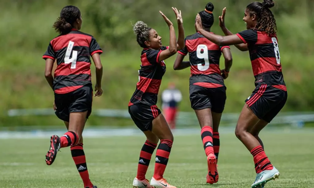 Assista ao vivo: Flamengo x Fluminense - Carioca feminino de futebol América