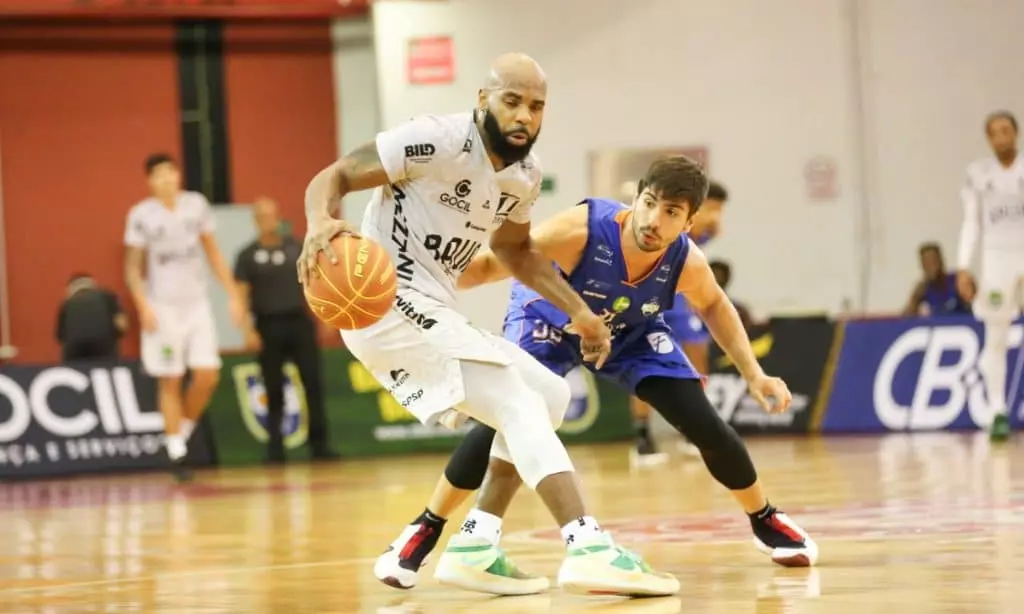 Larry Taylor Bauru Basket NBB Unifacisa Basquete