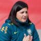 A Ferroviária já tem técnica para a temporada de 2021. Neste sábado (2), o clube de Araraquara anunciou a contratação de Lindsay Camila. A nova treinadora das Guerreiras Grenás estava com 38 anos e trabalhava como auxiliar técnica de Simone Jatobá, comandante da seleção brasileira sub-17. No mesmo dia, o Palmeiras divulgou a renovação de contrato da zagueira Thaís, eleita a melhor zagueira do Campeonato Paulista de 2020.
