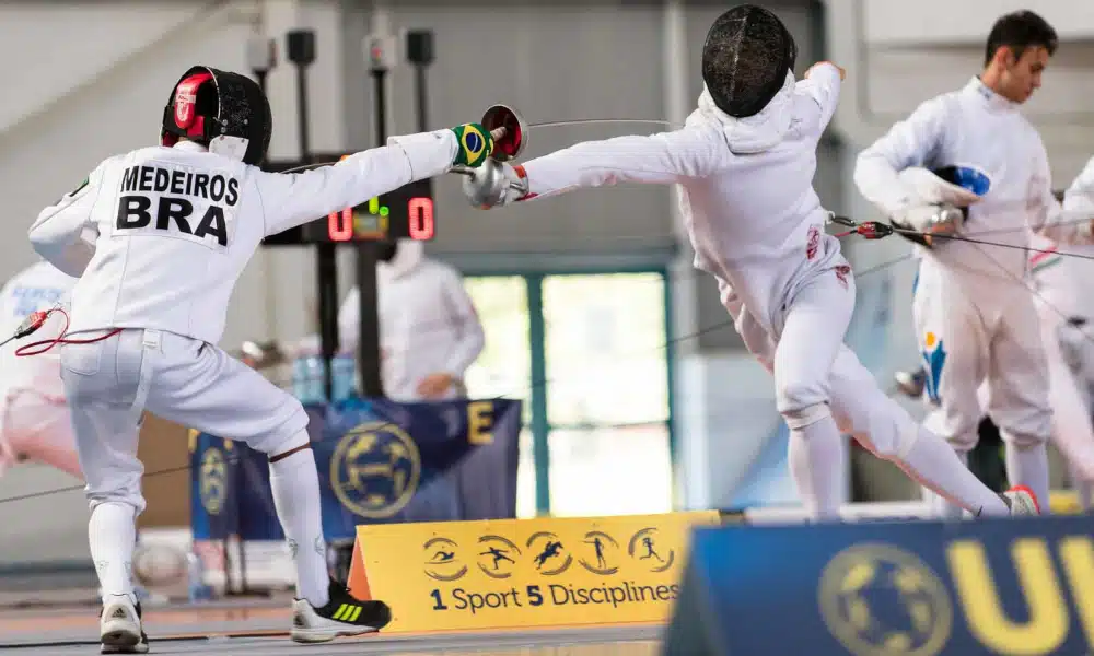 Os Campeonatos Mundiais da base do pentatlo moderno foram adiados por conta da pandemia do coronavírus. Anteriormente agendadas para fevereiro, de 8 a 21, as competições Júnior e Sub-19 e Sub-17 da modalidade olímpica mudaram de data e serão disputadas em julho. A categoria Sub-21 ocorrerá de 11 a 17 e as outras duas acontecerão de 4 a 10 do mesmo mês. Os três eventos estão mantidos para Alexandria, no Egito