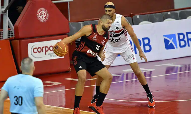 Olivinha Flamengo São Paulo final Copa Super 8 basquete masculino campeão NBB basquete