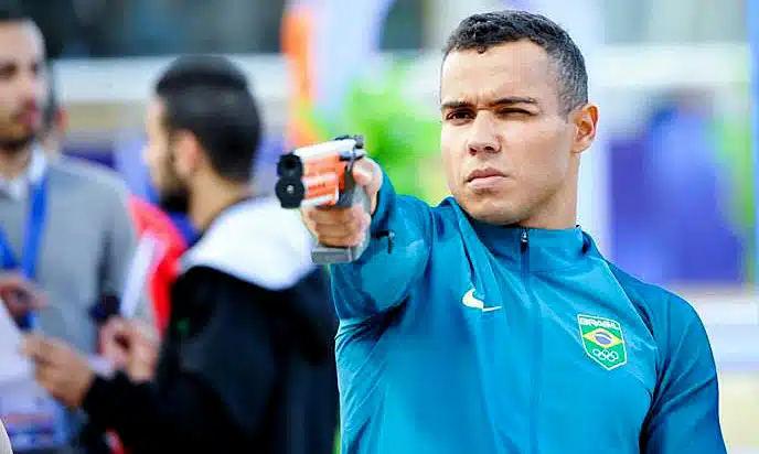 William Muinhos mundial de pentatlo moderno tiro esportivo laser run adiamento Mundial de Pen