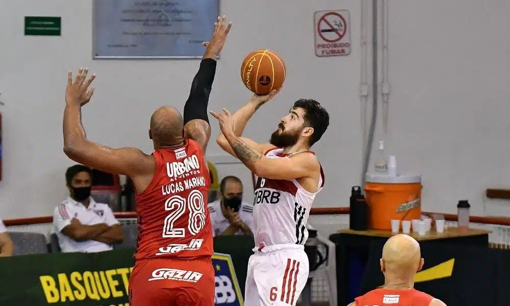 Lucas Mariano Balbi Flamengo x São Paulo NBB