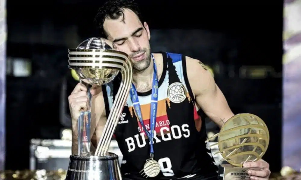 Vitor Benite campeão e MVP Copa Intercontinental