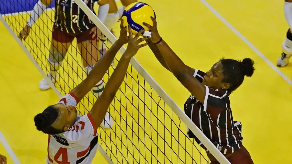 Acompanhe a vivo: São José dos Pinhais x Fluminense - Superliga feminina