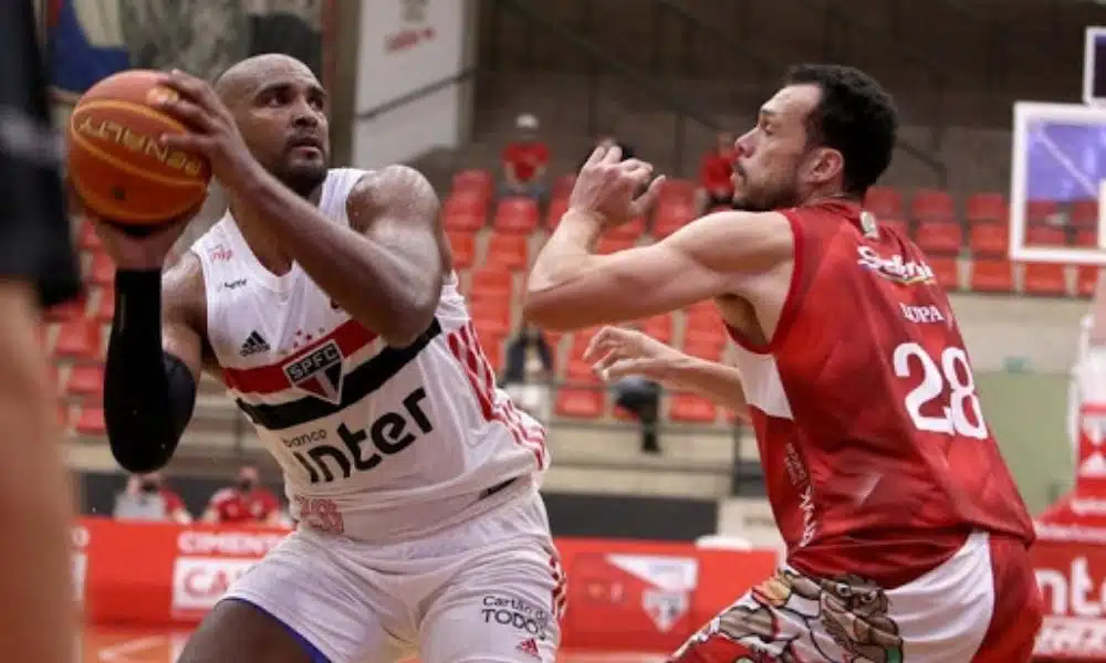 lucas mariano são paulo x paulistano nbb
