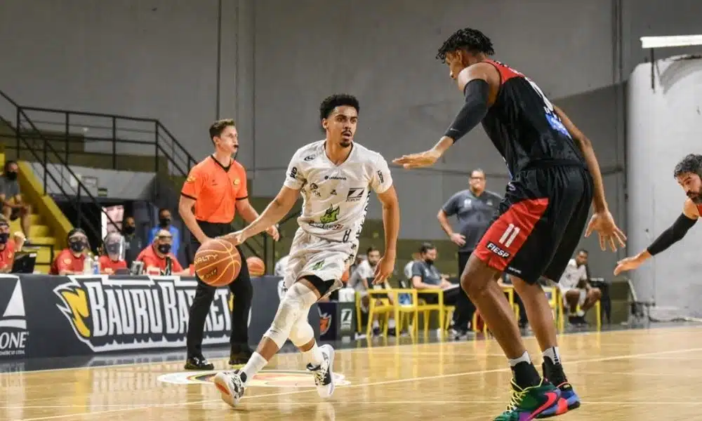 Alexey Bauru x Campo Mourão Victor Lira:Bauru Basket