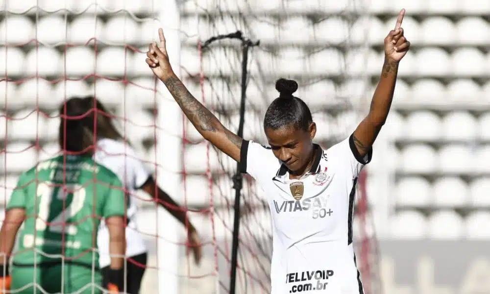 Grazi Corinthians x Universitário Libertadores de futebol feminino