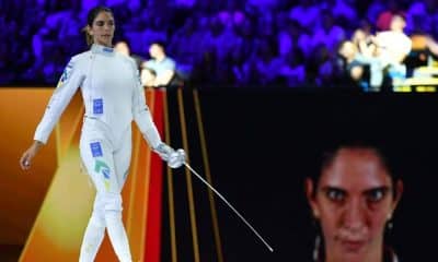 Nathalie Moellhausen se surpreende com nível da Coreia do Sul na volta da esgrima