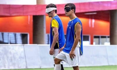 lucas e ricardinho fã e ídolo futebol 5