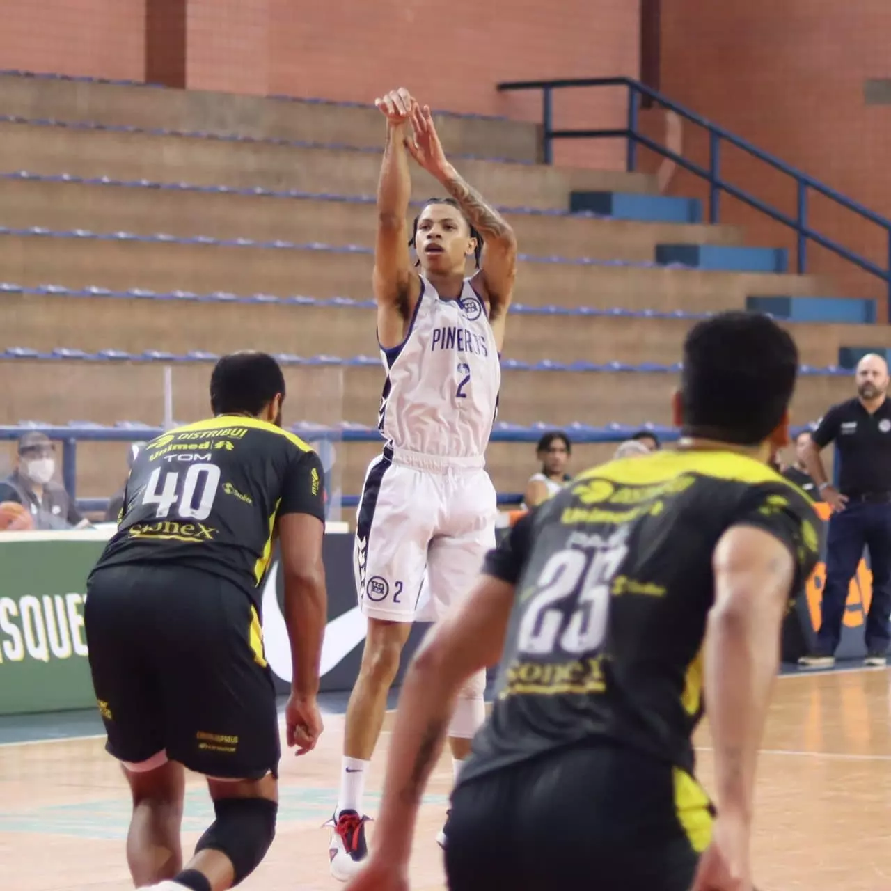 nbb pinheiros campo mourão