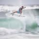 Filipe Toledo voa na etapa do Mundial de Surfe