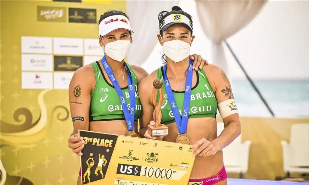 ágatha e duda medalha de bronze cancún hub circuito mundial de vôlei de praia