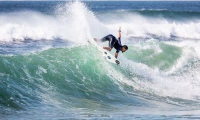 Deivid Silva foi o quinto na última etapa do Mundial de Surfe