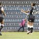 Corinthians bate Bahia, chega à nona vitória e mantém ponta do Brasileirão