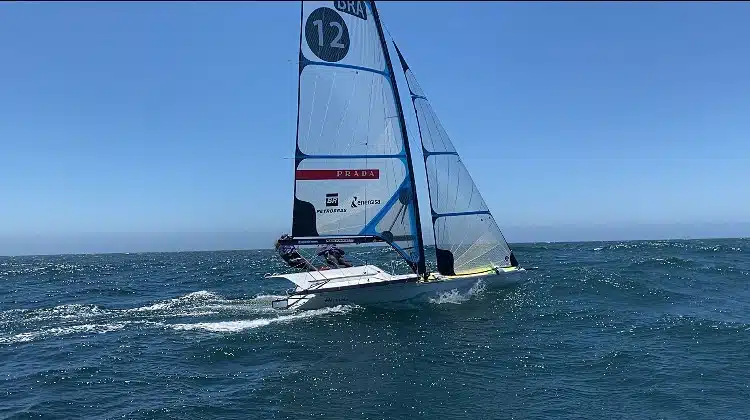 Martine Grael e Kahena Kunze - Campeãs olímpicas, Martine Grael e Kahena Kunze venceram uma regata e subiram seis posições na classificação da Semana Internacional de Vela de Cascais