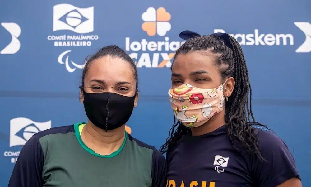 Rayane Soares corre prova extra para incentivar melhor amiga Fernanda Yara na seletiva