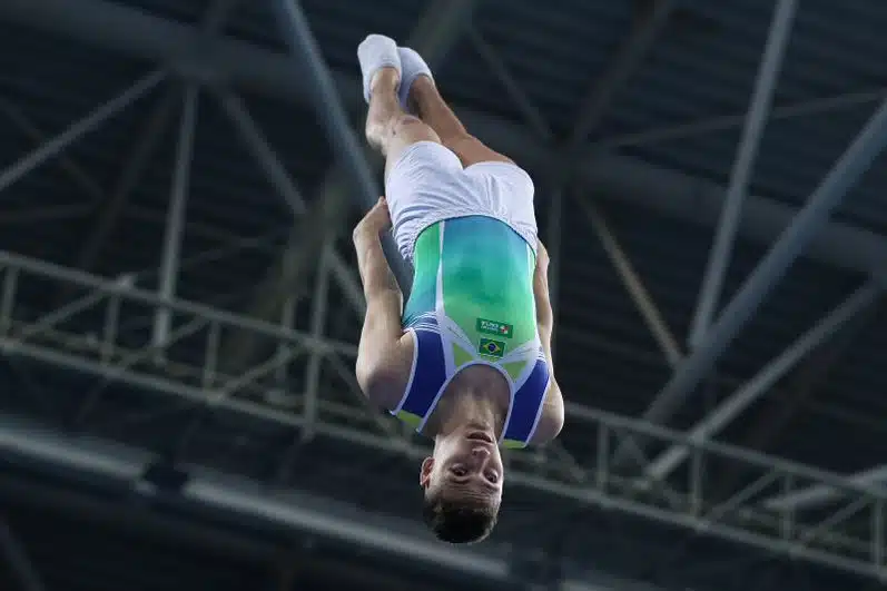 ginástica de trampolim Camila Gomes Rayan Castro Pan de Ginástica