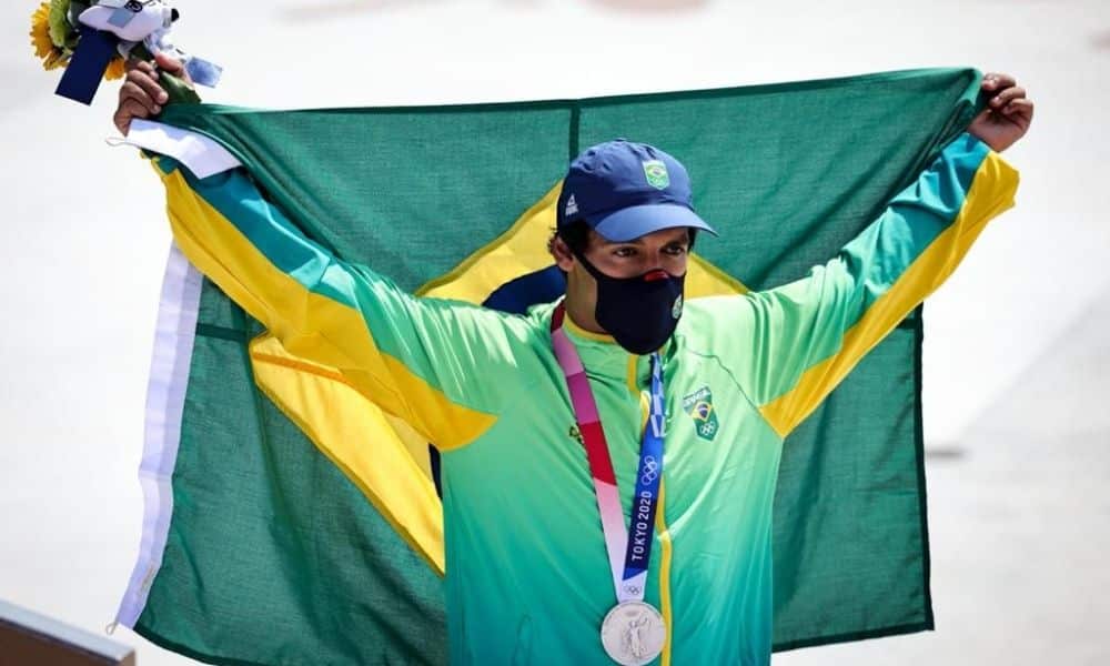 Kelvin Hoefler medalha de prata skate jogos olímpicos de tóquio