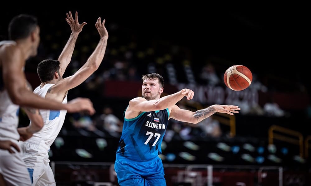 Grupo C: show de Luka Doncic