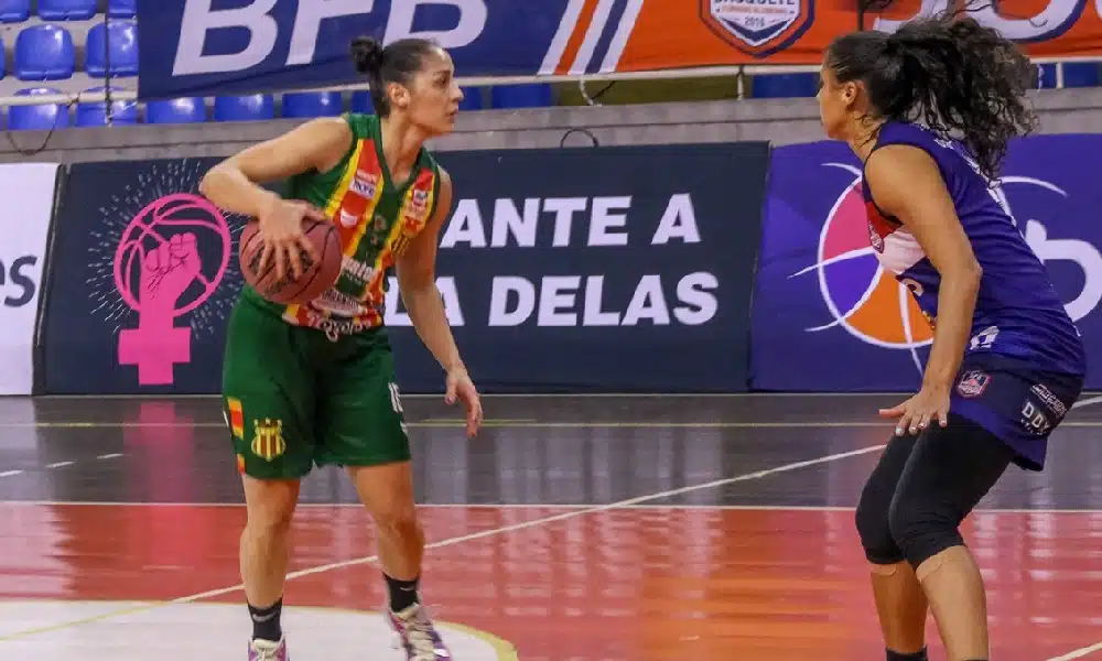 Blumenau vence Sampaio em São Luís e está na final da LBF 2021