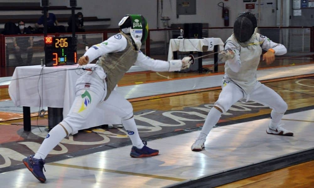 Henrique Marques conquista etapa do Brasileiro de Esgrima