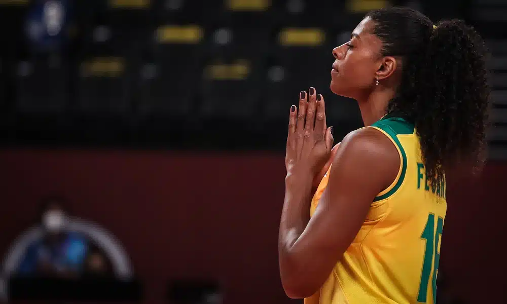 Fernanda Garay avalia o que o Brasil vai enfrentar diante da Coreia do Sul