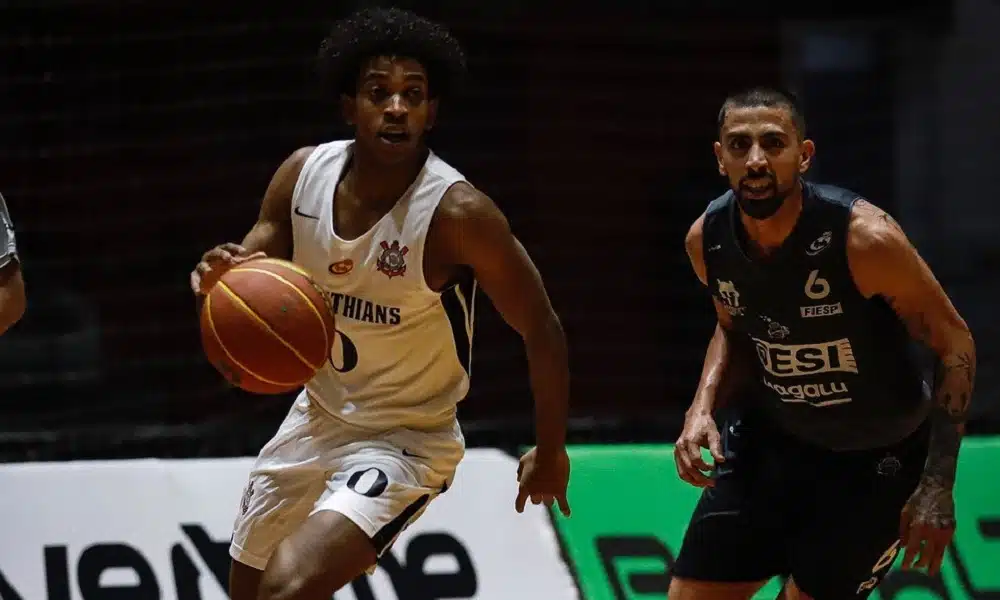 Franca bate Corinthians na capital e segue invicto no Paulista de basquete