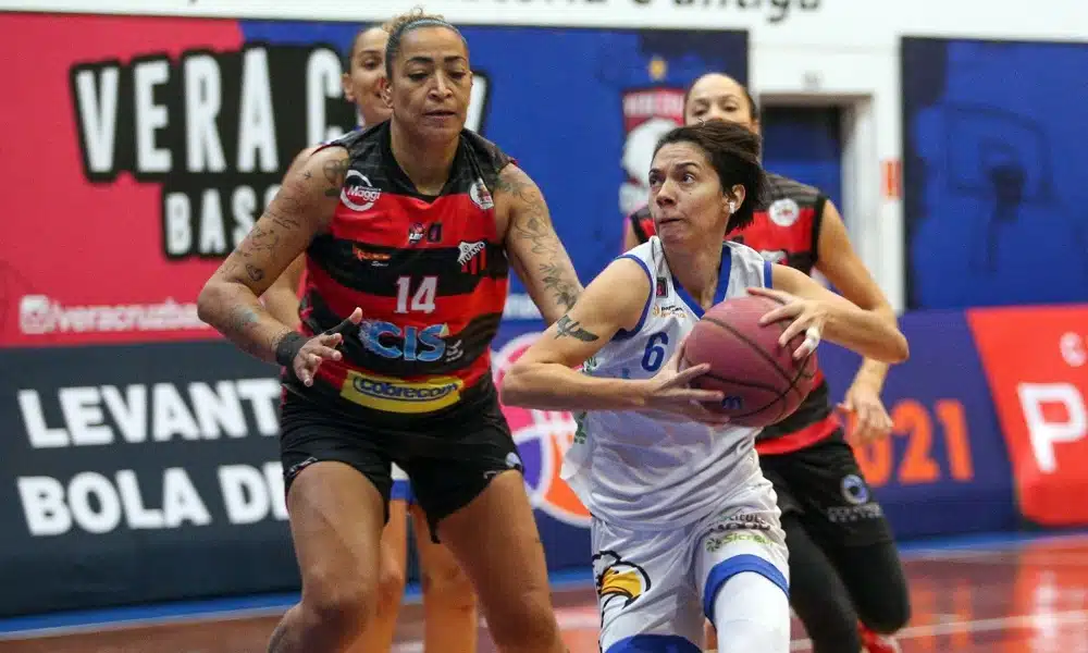 Ituano bate Vera Cruz em Campinas e larga na frente na semifinal da LBF 2021