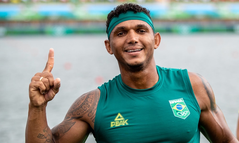 Isaquias Queiroz ouro Jogos Olímpicos canoagem velocidade Tóquio Olimpíada Campeonato Brasileiro de Canoagem Cascavel