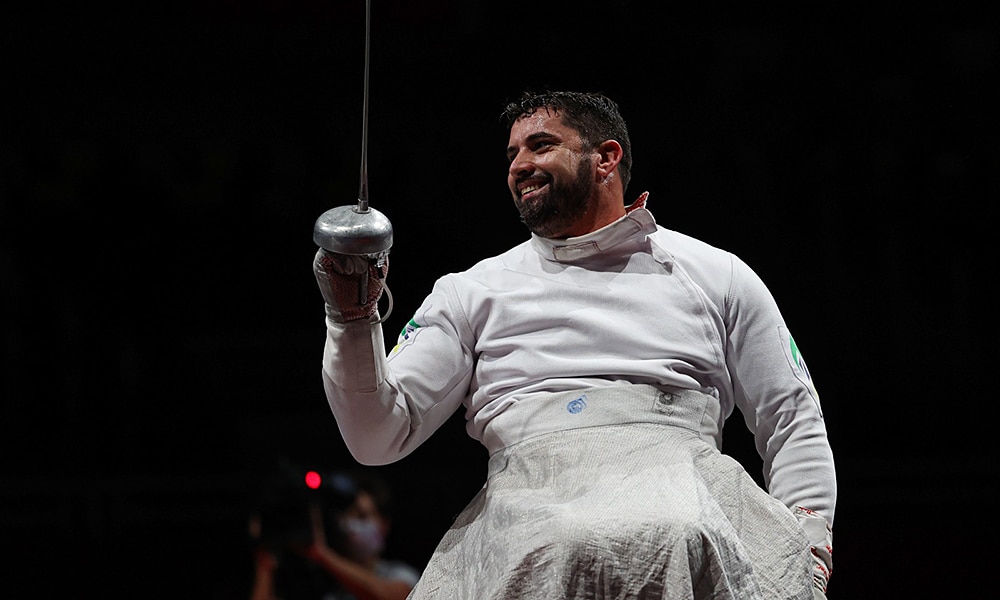 Jovane Guissone paraesgrima esgrima de cadeira de rodas esgrima de CR espada Jogos Paralímpicos Tóquio-2020 Copa do Mundo de paraesgrima Pisa sabre