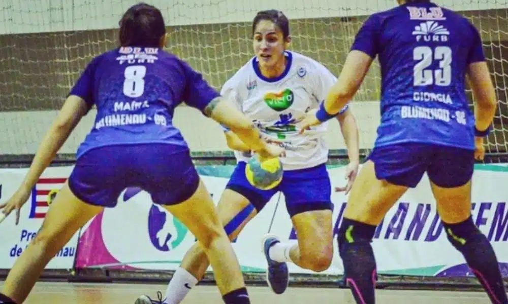 Concórdia e Blumenau empatam no clássico na Liga Hand Feminina
