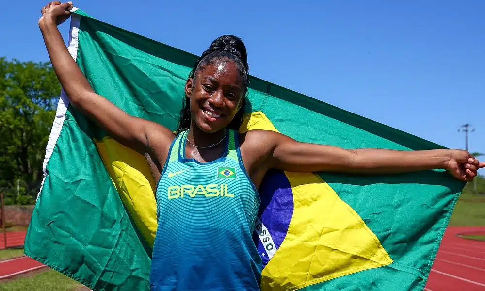 Vanessa dos Santos conquista ouro no salto em distância