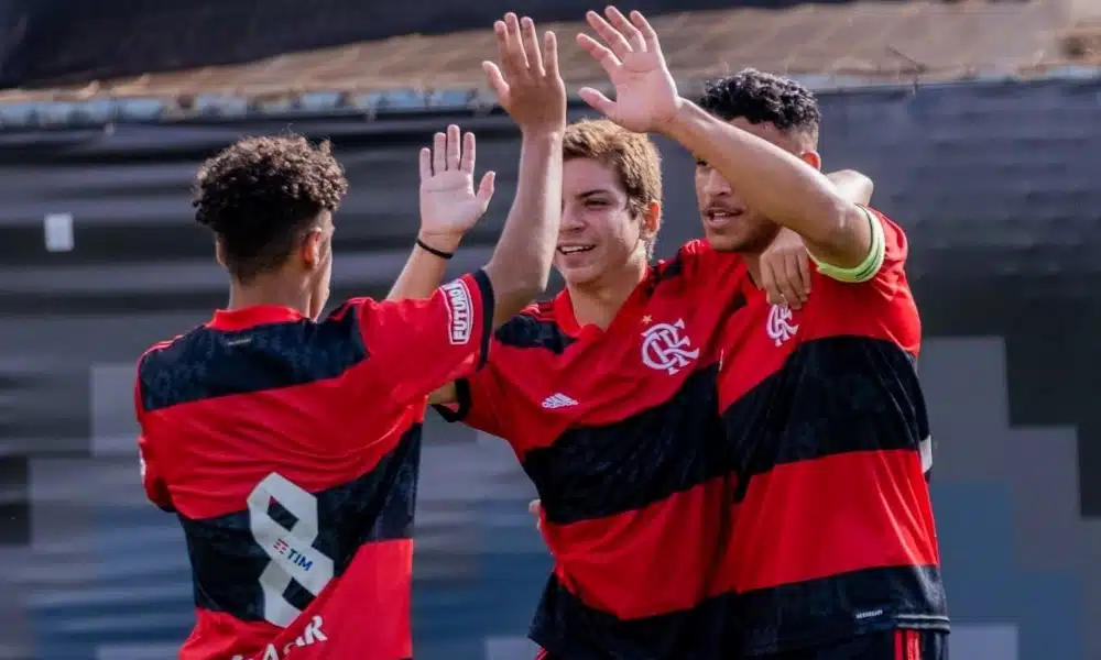 Flamengo e Fluminense avançam às quartas da Copa do Brasil Sub-17