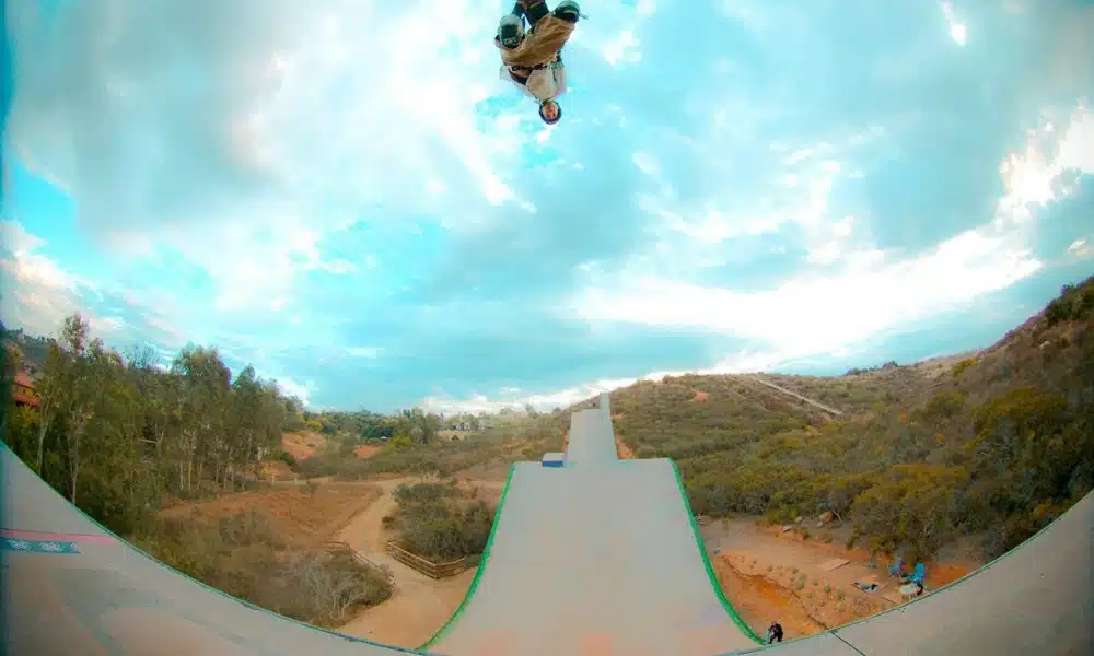 Bob Burnquist reúne ícones do skate na Mega Rampa