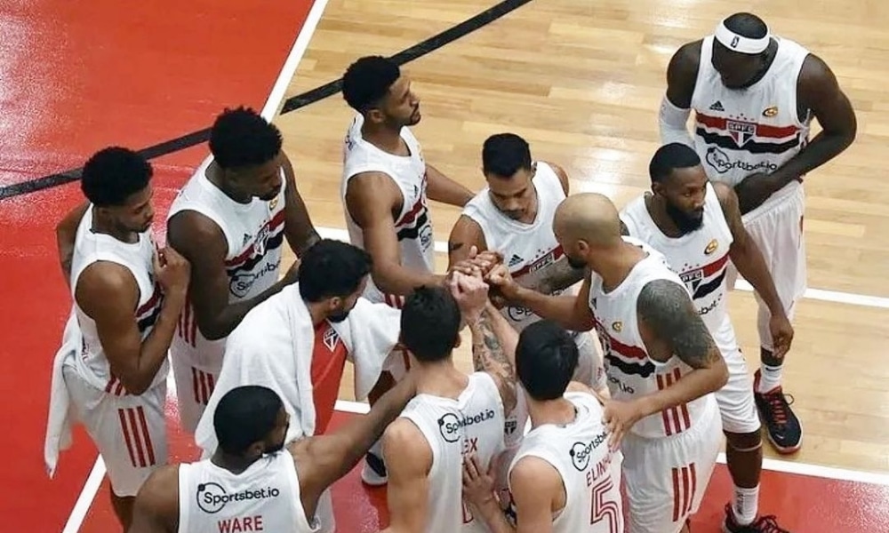 São Paulo atropela Pinheiros e volta a vencer no Paulista de basquete masculino