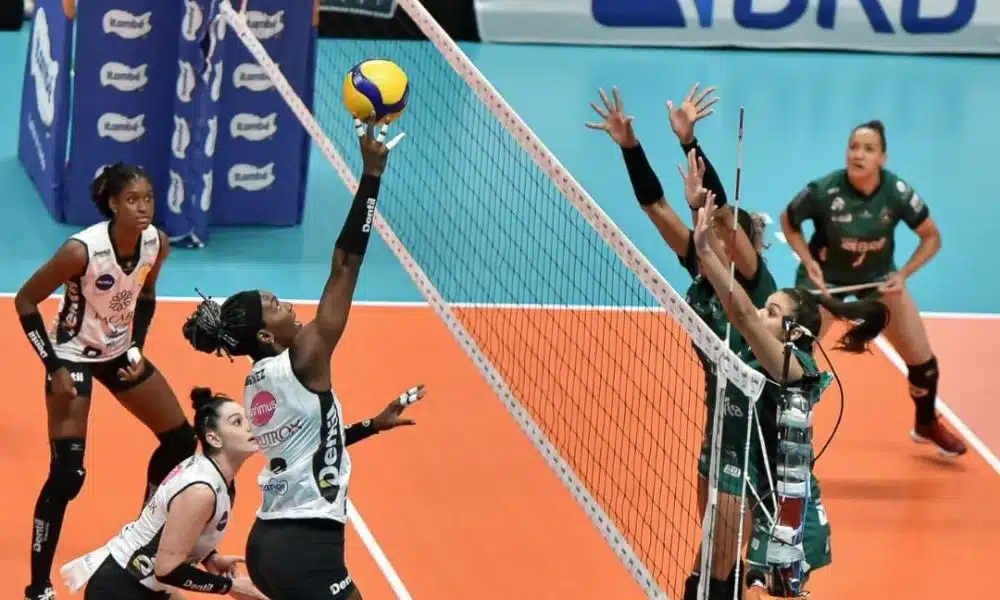 Praia Clube Brasília mineiro vôlei feminino