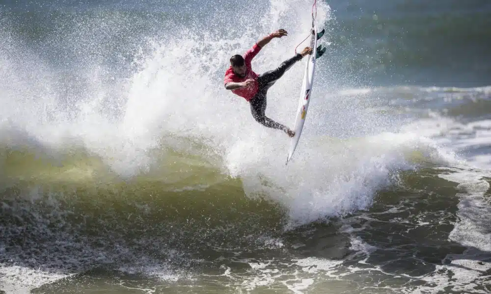 Ítalo Ferreira é eliminado e Brasil classifica mais sete no Challenger Series de surfe em Portugual