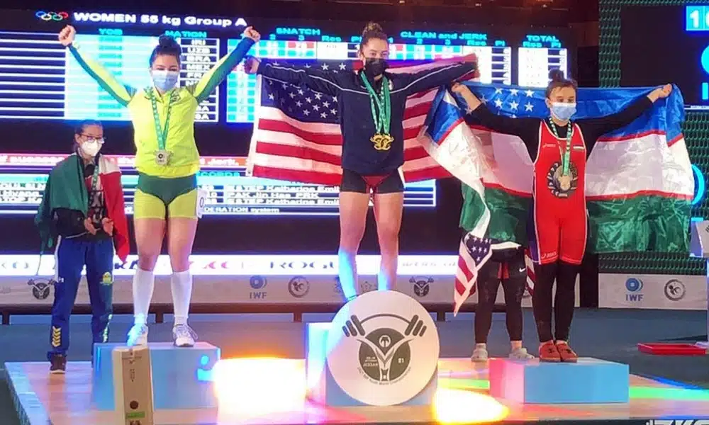 Júlia Vieira conquista a medalha de prata no arremesso no Mundial sub-17