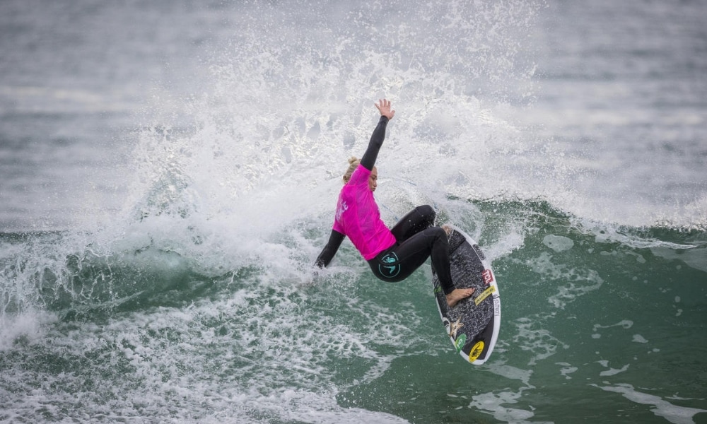 Tatiana Weston-Webb e Silvana Lima são eliminadas na estreia na etapa de Hossegor do Challenger Series