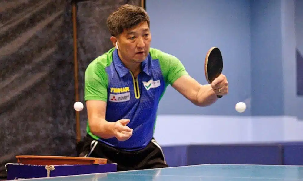 Hugo Hoyama tênis de mesa